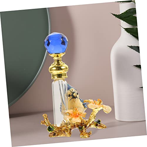 Elegant Essential Oil Container Retro Empty Perfume Bottle with Decorative Design for Desktop Decor and Travel Use