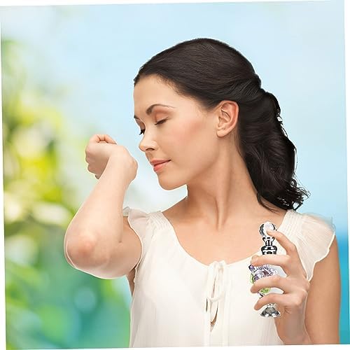 Vintage Flower Glass Perfume Bottle Decorative Essential Oil Holder for Travel and Gifting