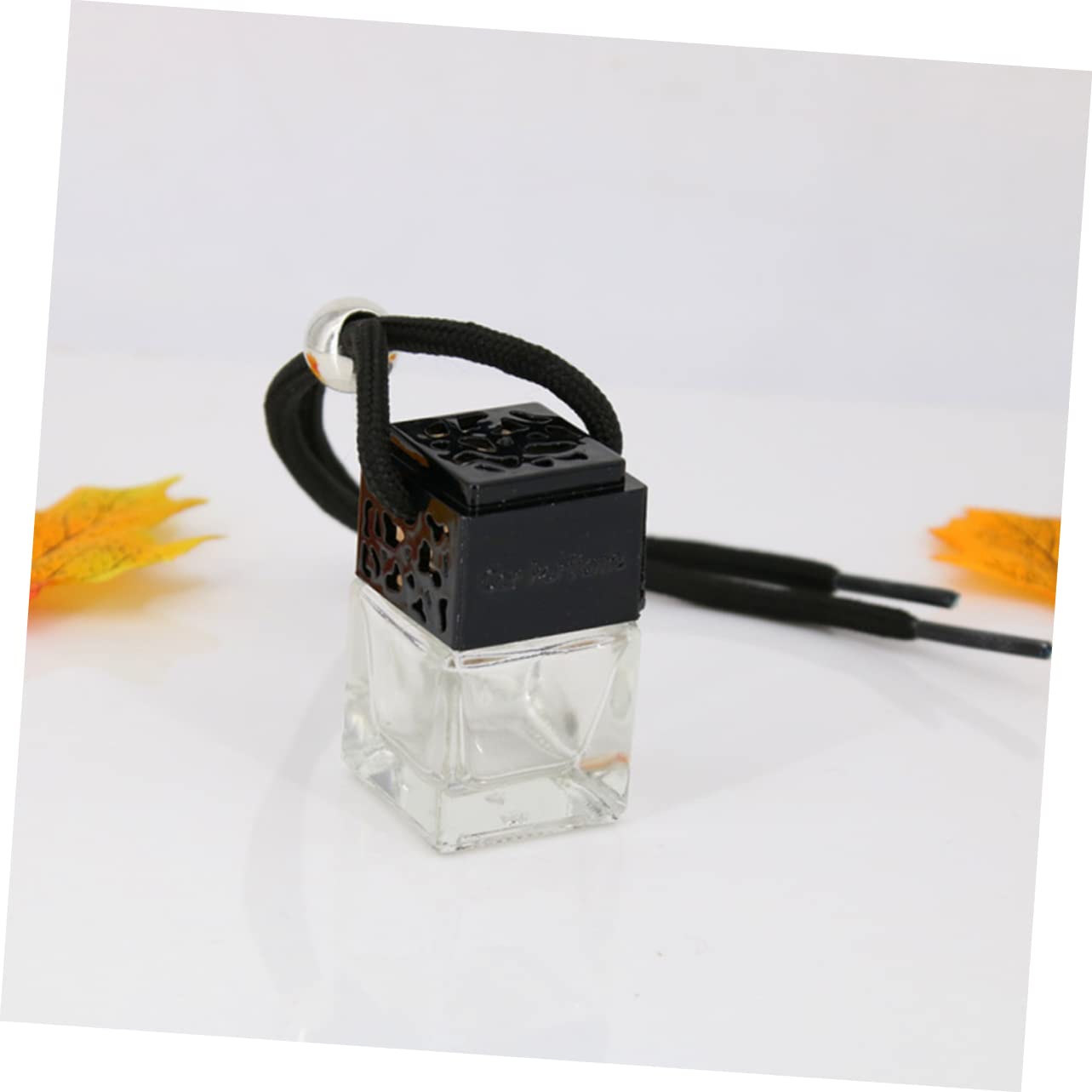 Car Perfume Bottle Pendant 4Pcs 8ml Hollow Glass Essential Oil Bottle for Men Women Decorative Air Freshener