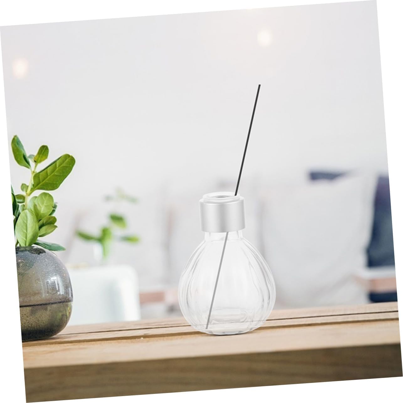 2pcs Diffuser Bottles Glass Containers for Essential Oils Home Decor