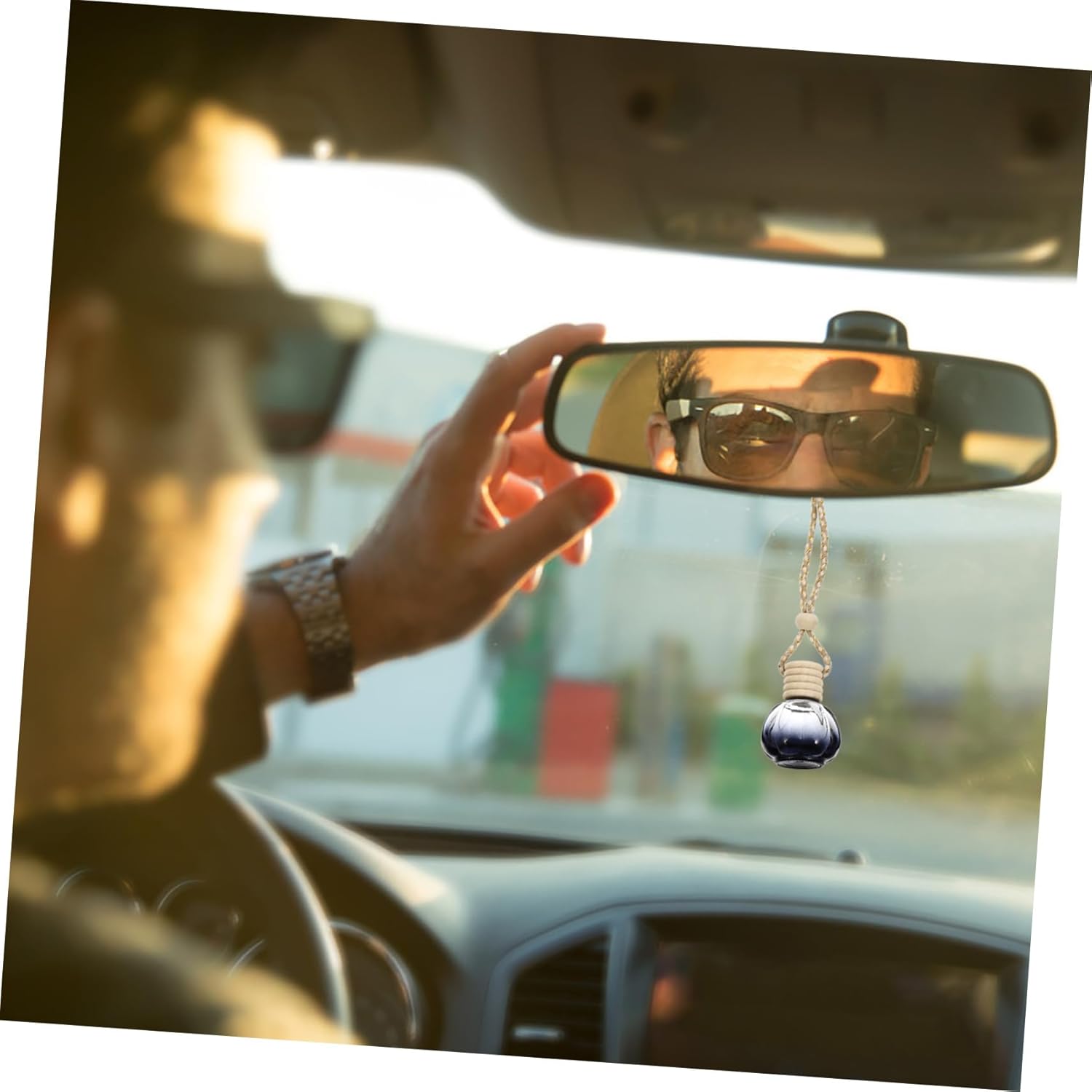 Car Perfume Hanging Pendant Set of 4 Aromatherapy Diffuser Bottles