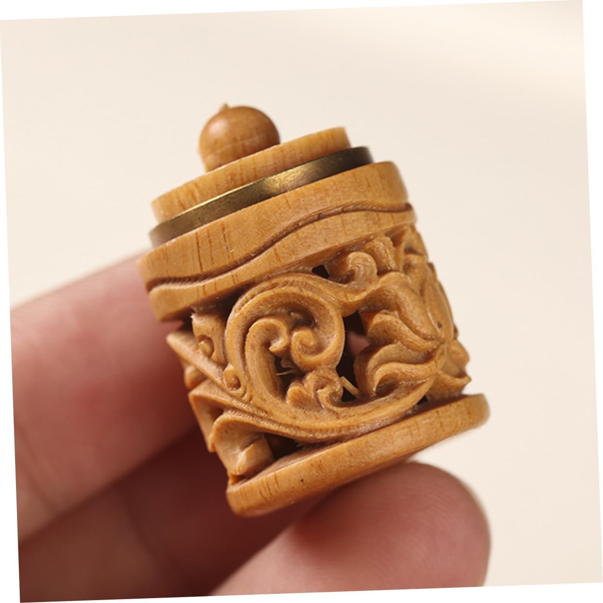 Alipis 2pcs Aroma Diffuser Charm Wooden Hanging Decor Car Perfume Bottle Pendant