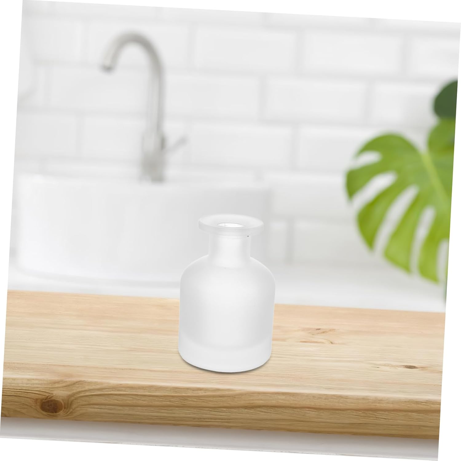 2pcs Glass Reed Diffuser Bottles Decorative Empty Fragrance Containers