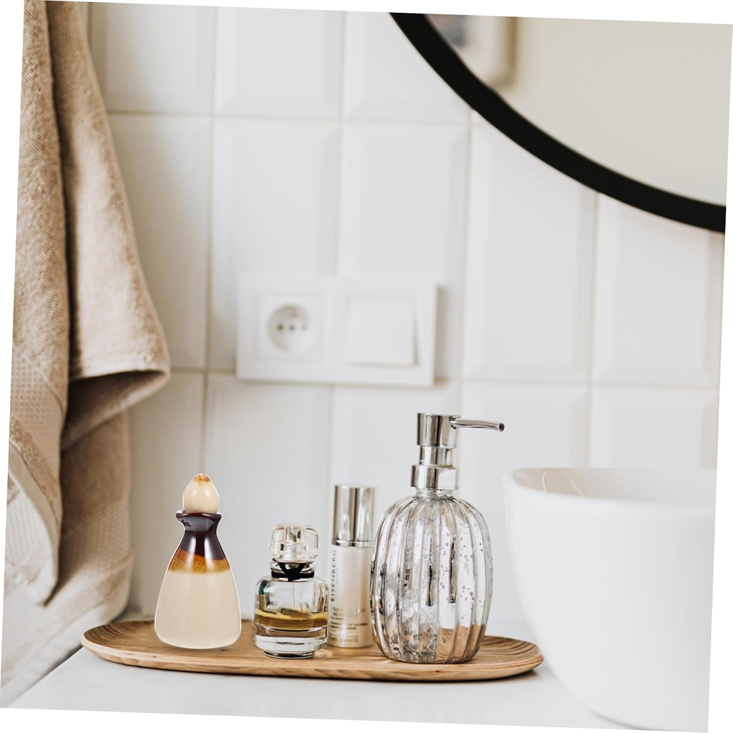 PRETYZOOM Decorative Ceramic Essential Oil Diffuser Bottle for Home Decor