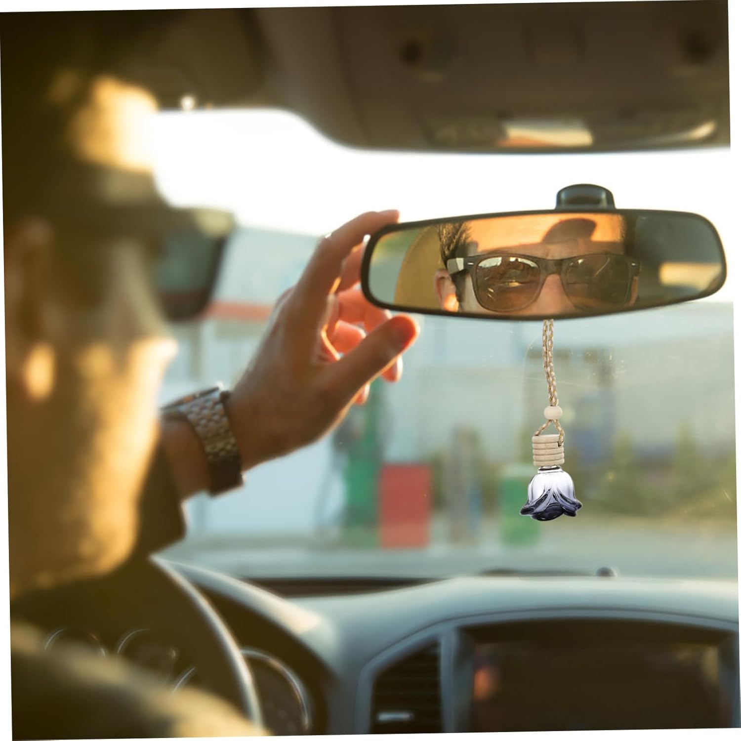 CHILDWEET 4pcs Car Air Perfume Bottle Pendants Decorative Diffusers