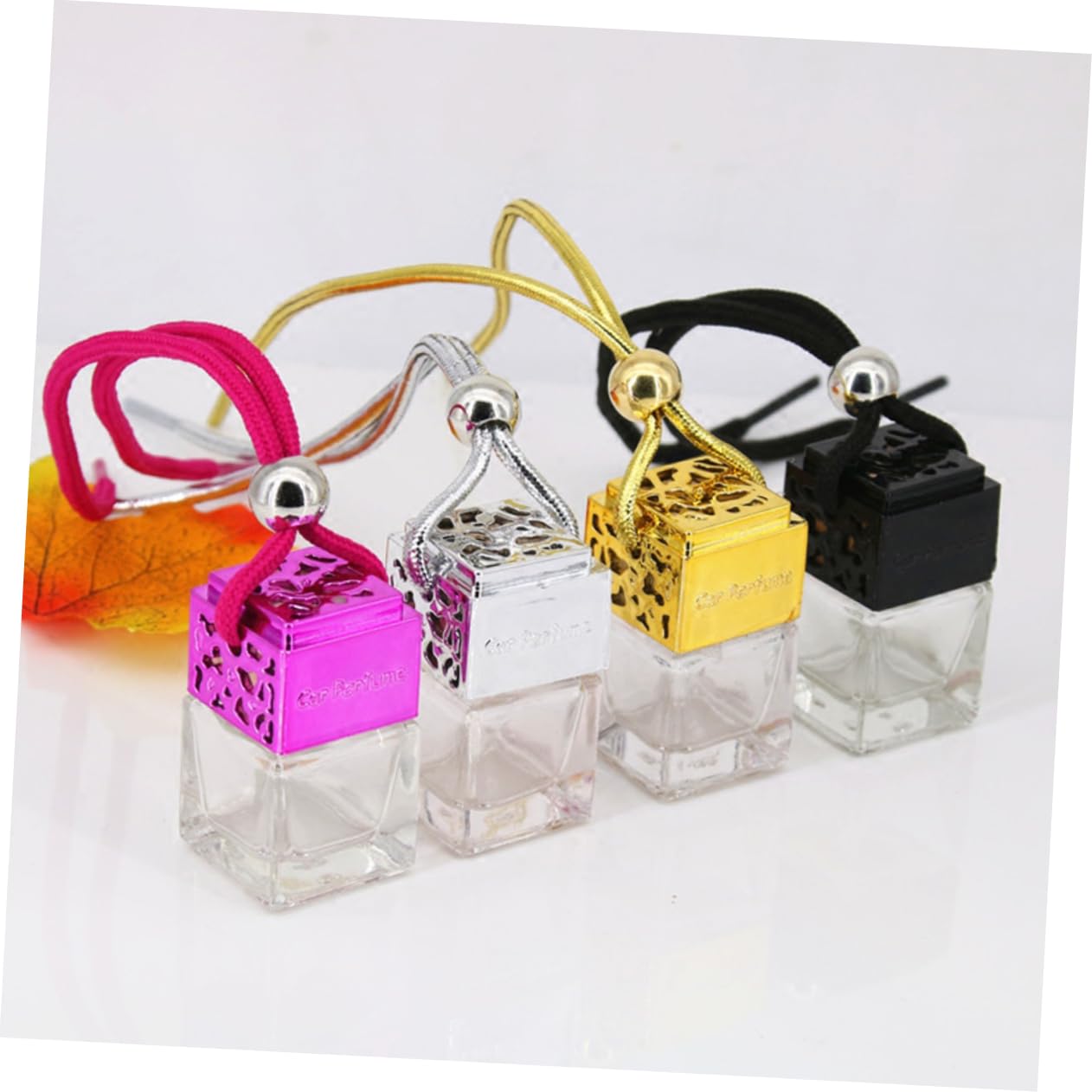 PartyKindom 4Pcs 8ml Hanging Perfume Bottle Pendant Decorative Glass Essential Oil Holder