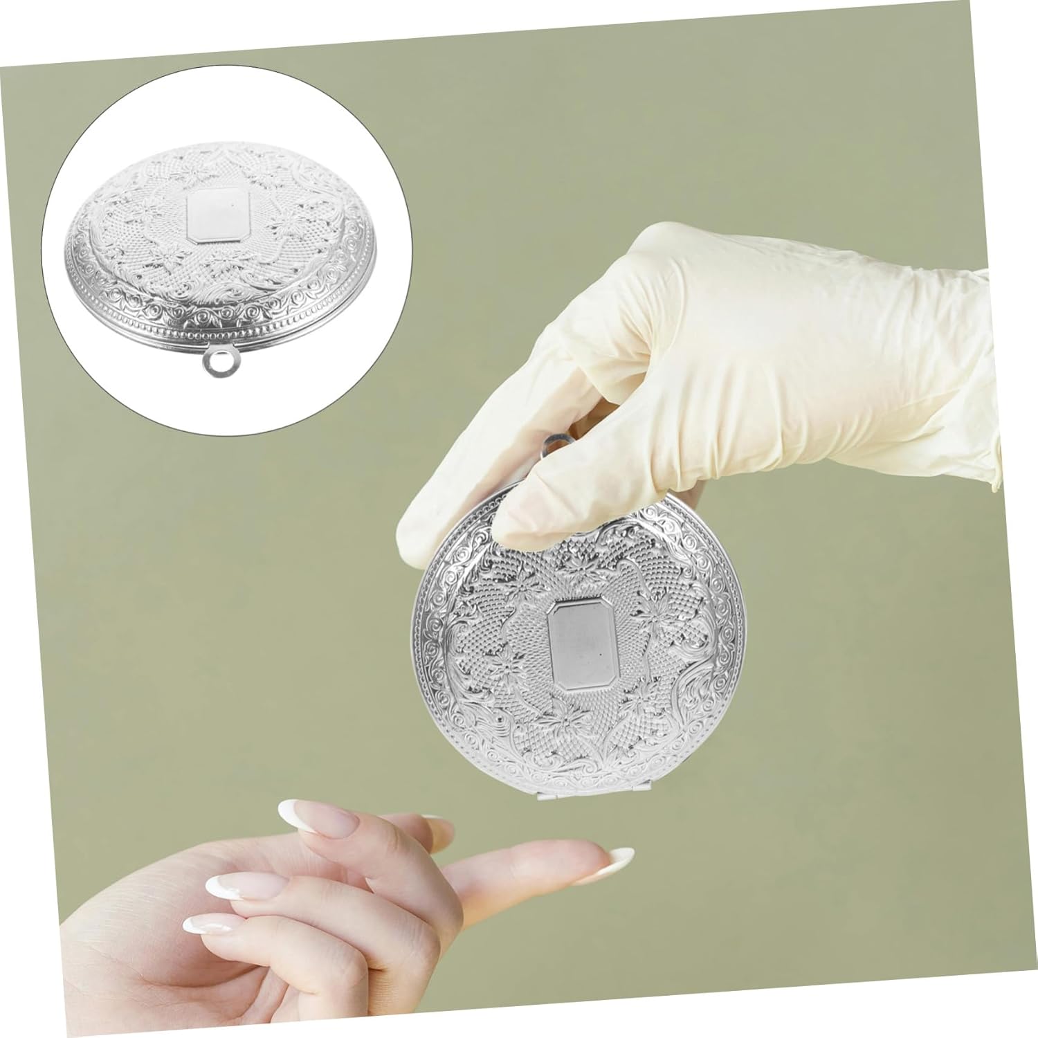 RORPOIR Aromatherapy Diffuser Pendant Brass Case Openable Vintage Style