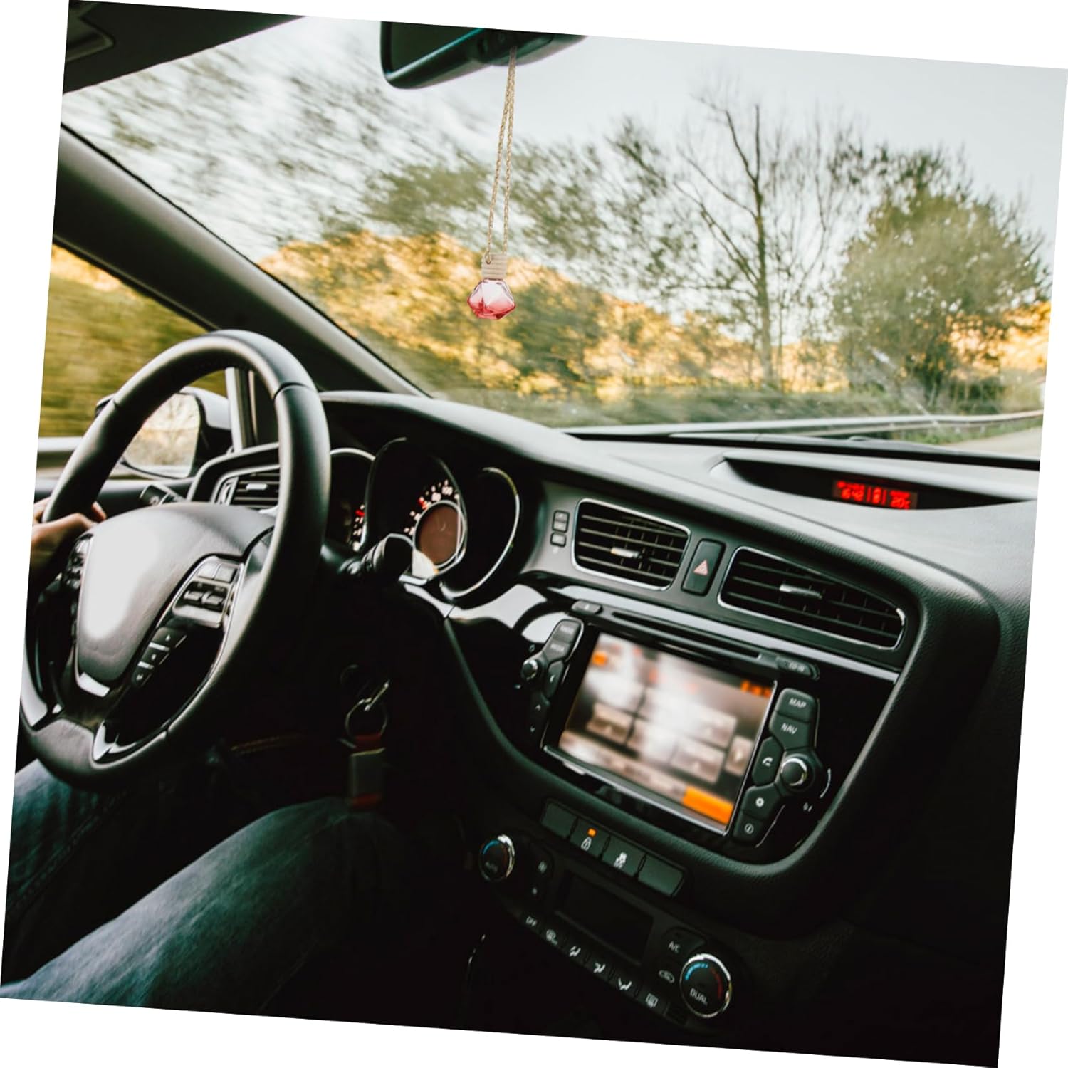 FAVOMOTO 5pcs Hanging Car Perfume Bottle Diffuser Decorative Pendant for Essential Oils Auto Home Use