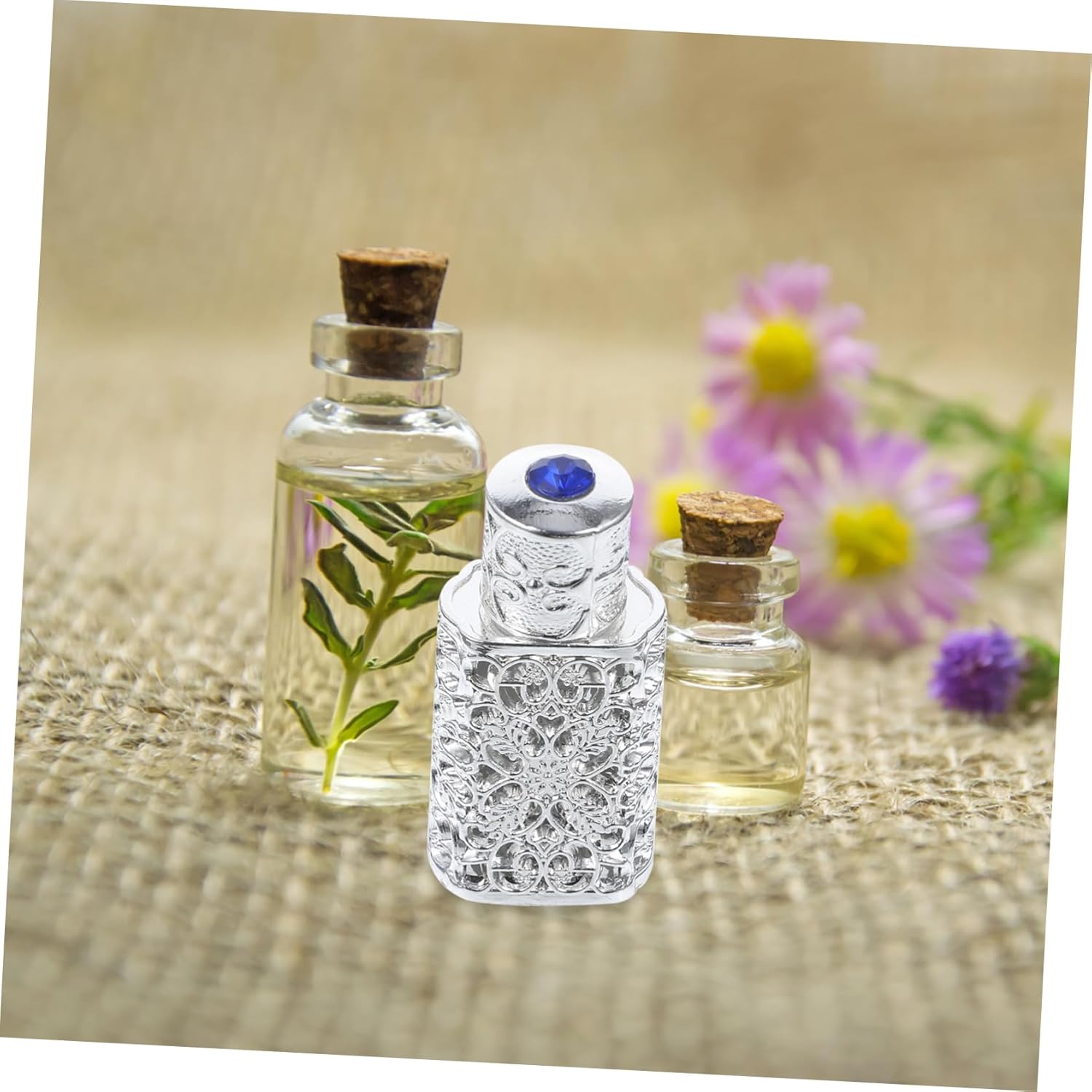 Mothnur Refillable Perfume Bottle with Middle Eastern Design