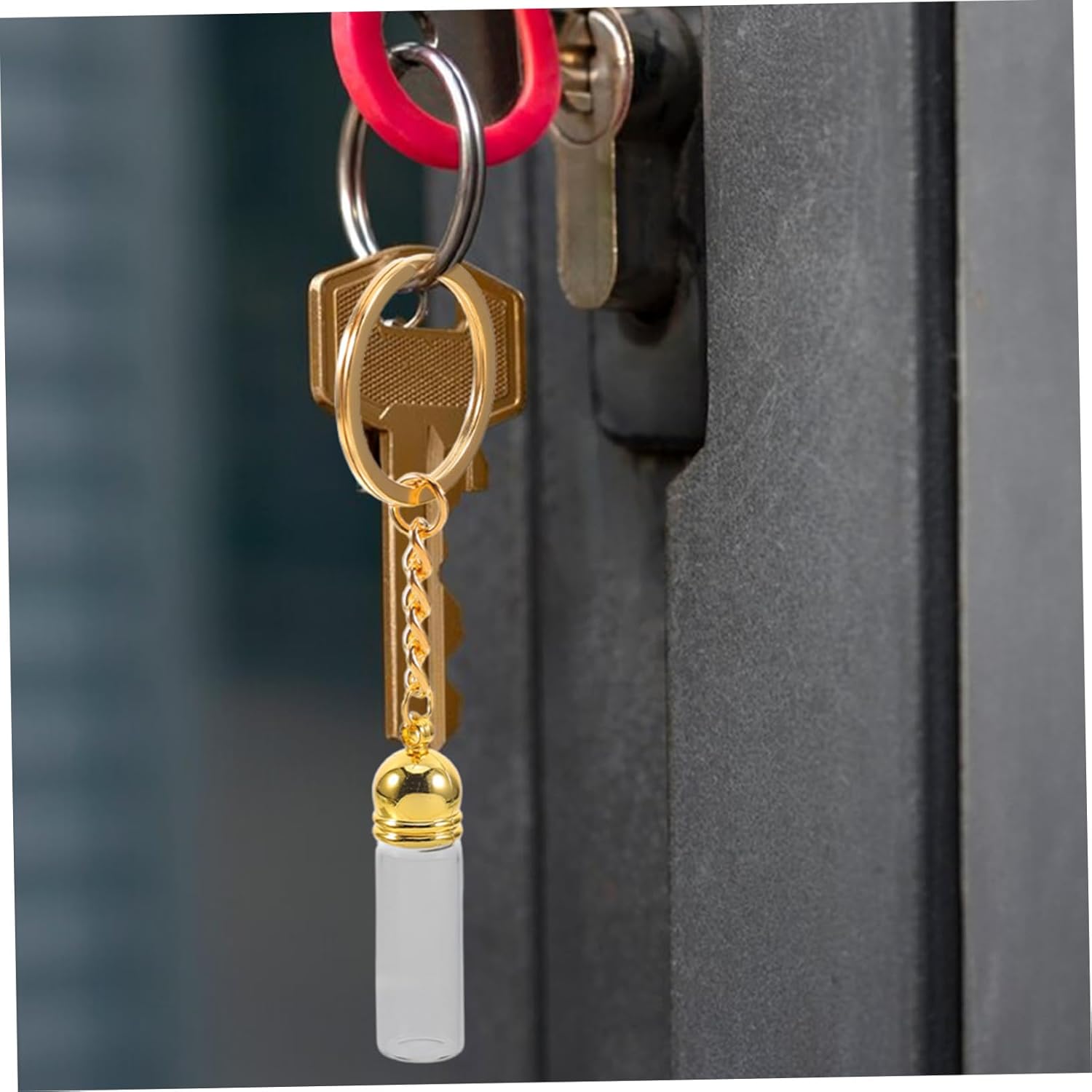 Elegant Keychain Perfume Bottle Essential Oil Dispenser