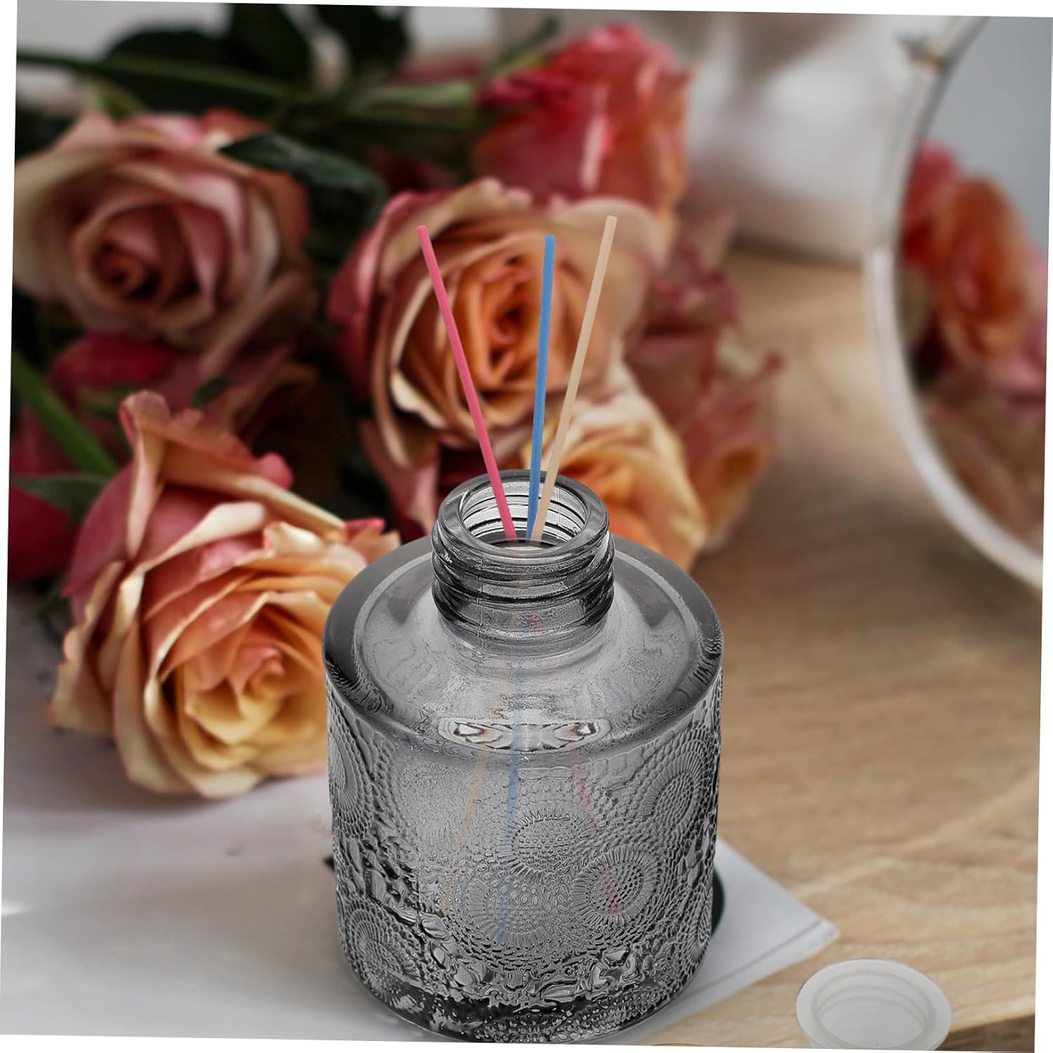Amosfun 4pcs Embossed Aroma Diffuser Bottles for Home Decor