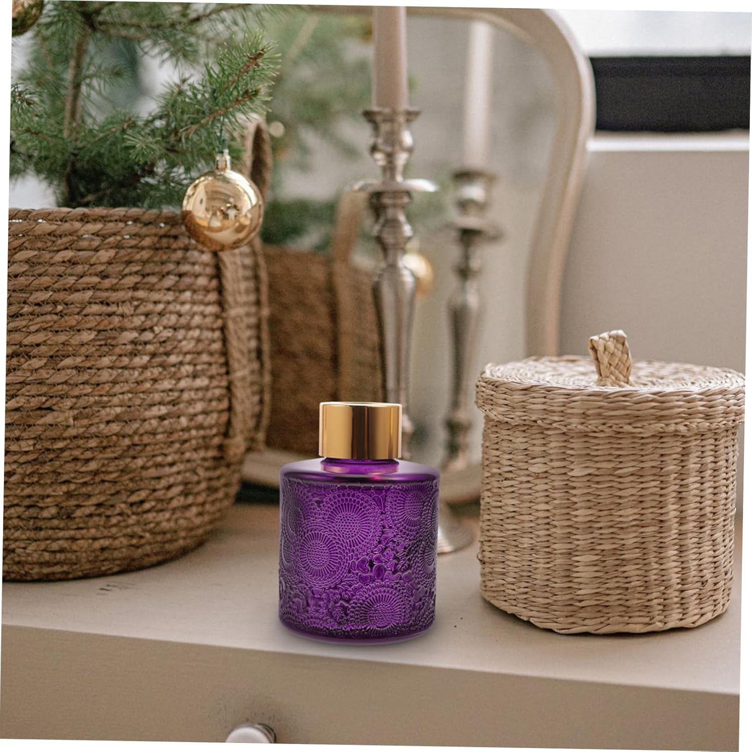 PRETYZOOM 4pcs Embossed Aromatherapy Diffuser Bottles with Rattan Sticks for Home Fragrance Decor