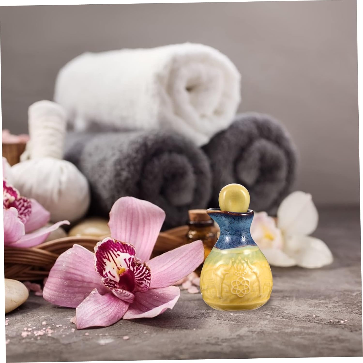 SAFIGLE Aroma Diffuser Essential Oil Bottle Stopper Decorative Travel Accessory